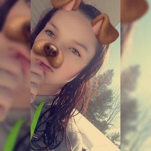 Meet your Posher, Lauralie